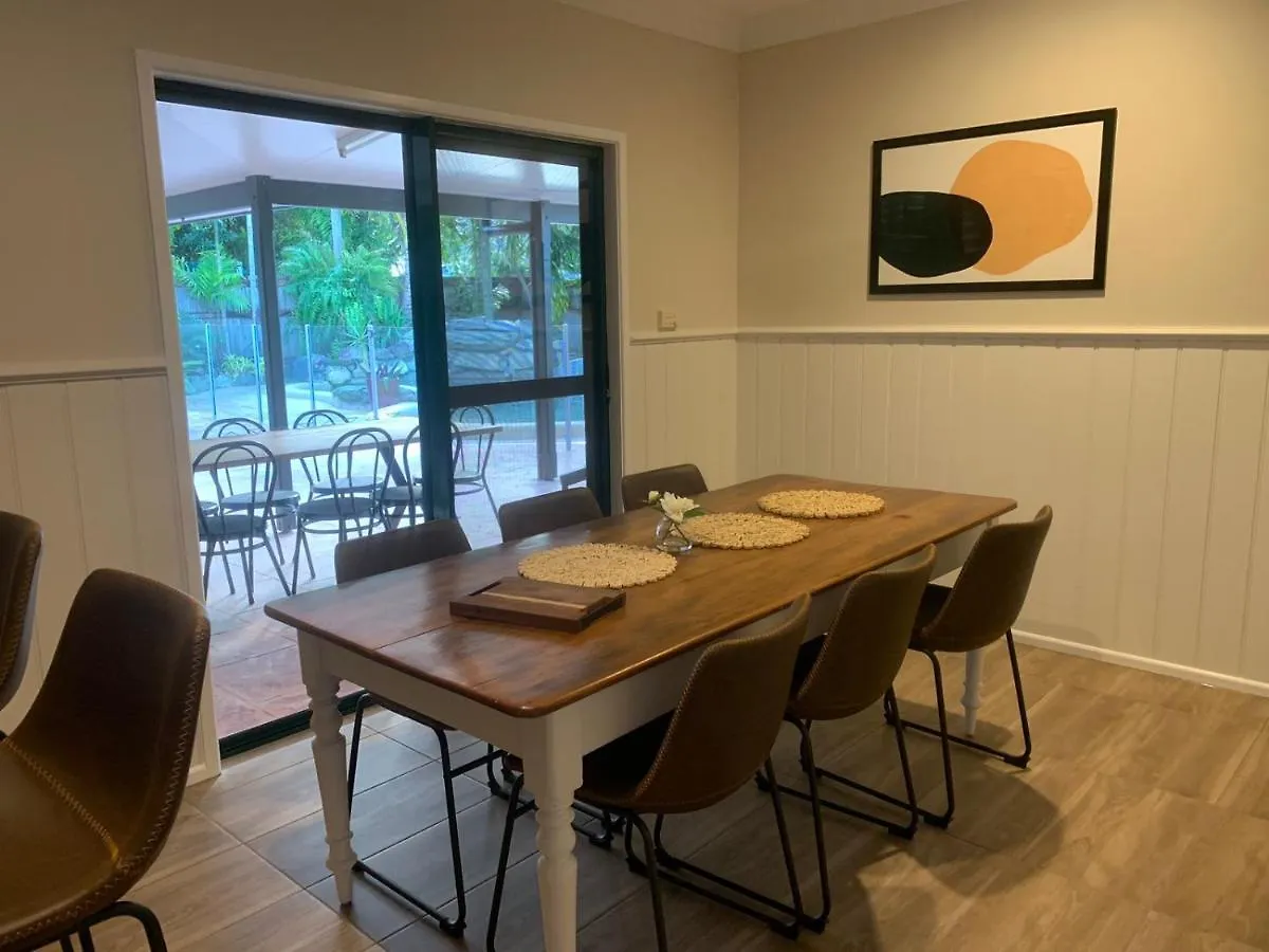 Quintessential Kewarra Villa Kewarra Beach Holiday home